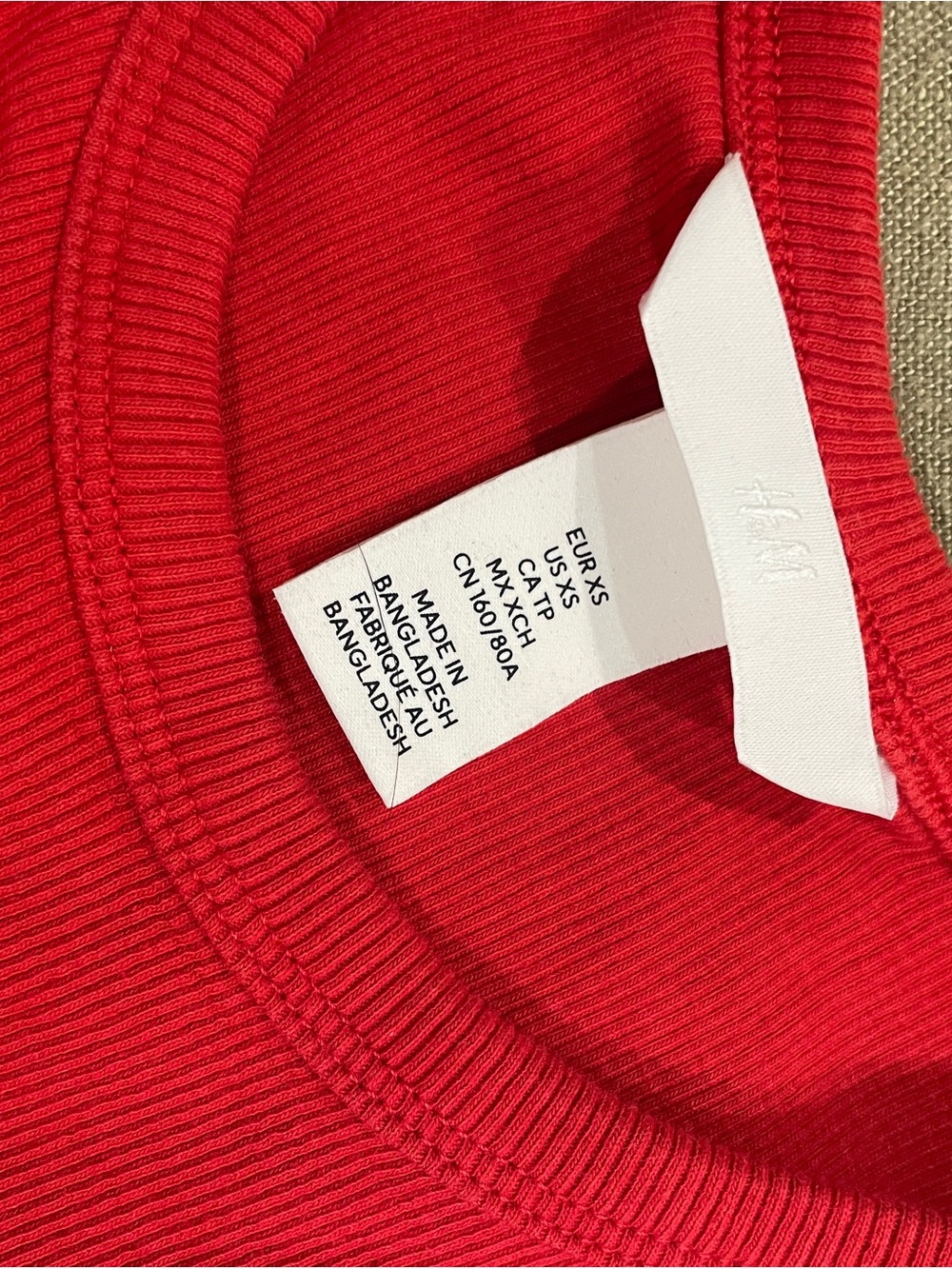 🔴 H&M Bright Red Ribbed Crop Tank - Picture 2 of 3